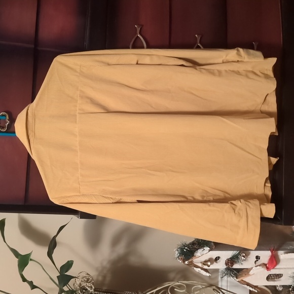 Light corduroy shirt - Picture 2 of 12